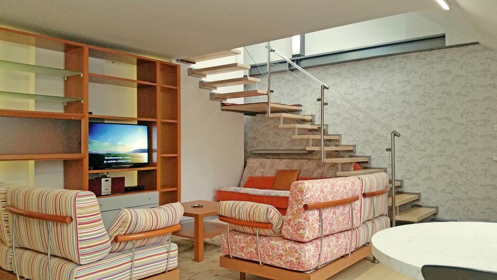 Jazzy Apartment Tour As Ljubljana Eksteriør billede